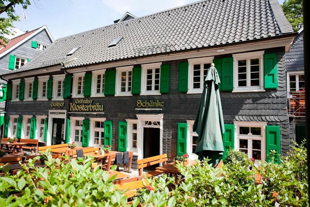 Hotel Graefrather Hof Solingen Buitenkant foto